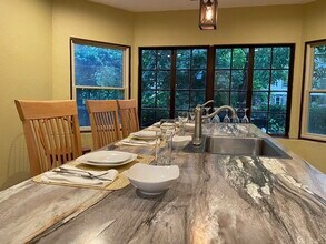 108 Dexter Rd in Newton, MA - Building Photo - Building Photo