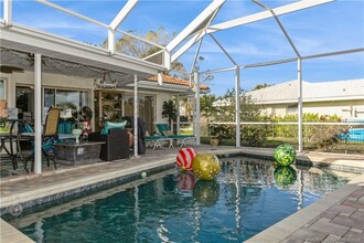 512 Gunwale Ln in Longboat Key, FL - Building Photo - Building Photo