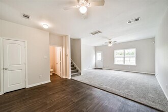 15910 Gaia Way in Crosby, TX - Building Photo - Building Photo