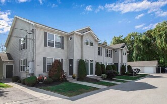 Emily's Garden Estates in Getzville, NY - Building Photo