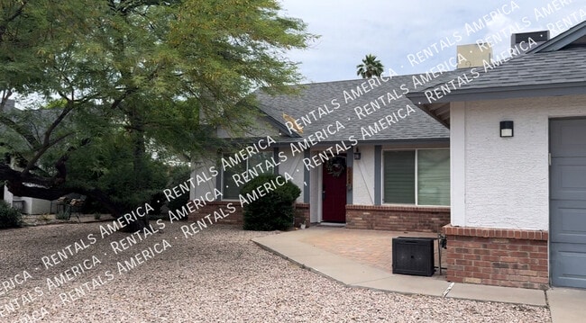 property at 3922 W Morelos St