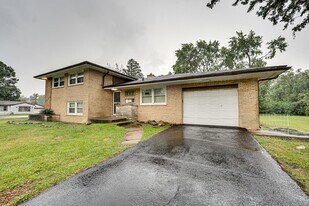 3235 W 157th St in Markham, IL - Building Photo