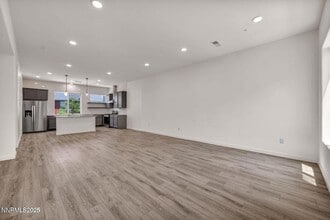 557 California Ave in Reno, NV - Foto de edificio - Building Photo