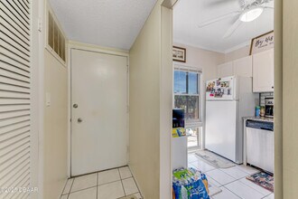 721 S Beach St in Daytona Beach, FL - Building Photo - Building Photo