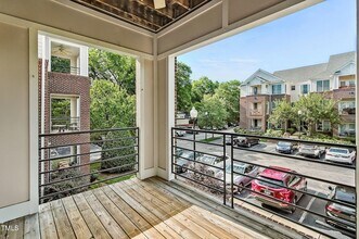 720 N Person St, Unit 203 in Raleigh, NC - Building Photo - Building Photo