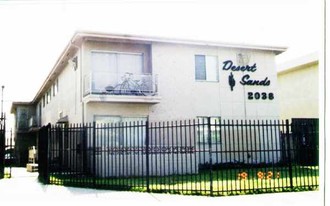 Desert Sands Apartments