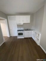 445 Albany Ave in Hartford, CT - Building Photo