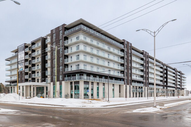 Zenia Mirabel in Mirabel, QC - Building Photo - Building Photo