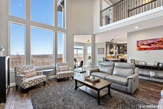 5057 E Loft Cir in Wasilla, AK - Building Photo - Building Photo