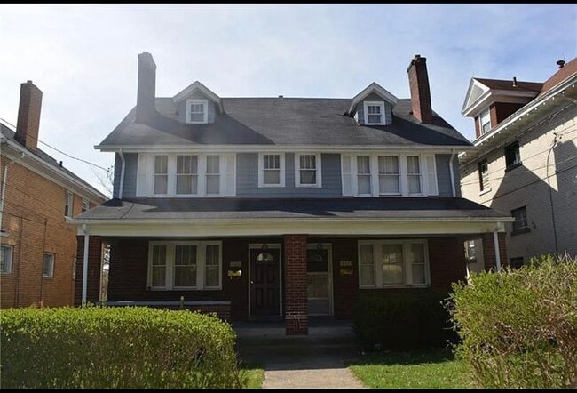 property at 967 Davis Ave