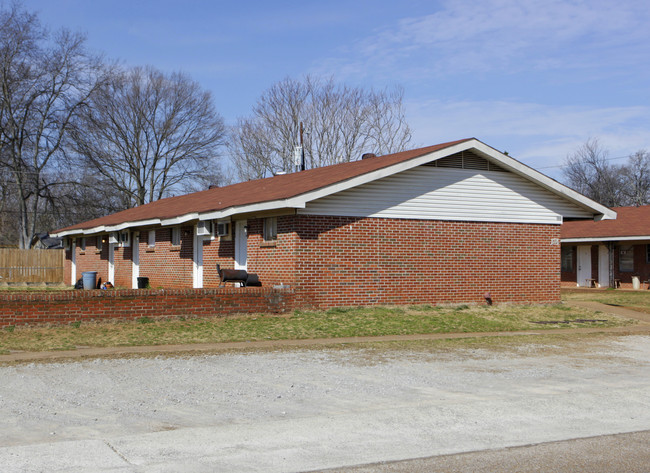 3000 Clopton St in Huntsville, AL - Building Photo - Building Photo