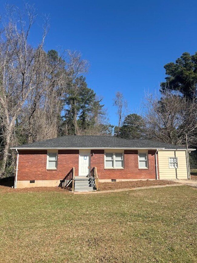 property at 2524 Habersham Dr