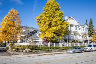 Capistrano in Richmond, BC - Building Photo
