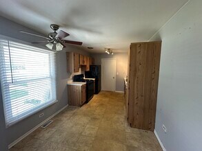 207 Nantucket Harbor in Schaumburg, IL - Building Photo - Building Photo