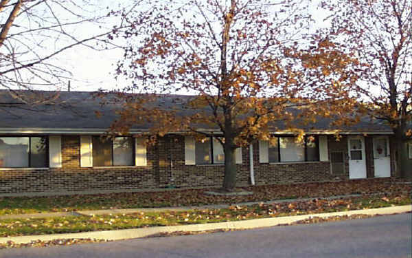 Lake Manor Apartments in Mundelein, IL - Foto de edificio