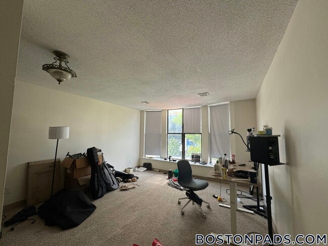 1078 Boylston St, Unit 1 in Boston, MA - Foto de edificio - Building Photo