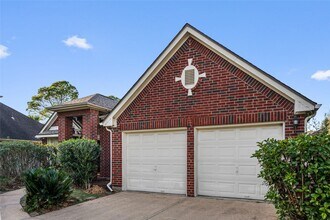 1907 Heather Cove Ct in Houston, TX - Building Photo - Building Photo