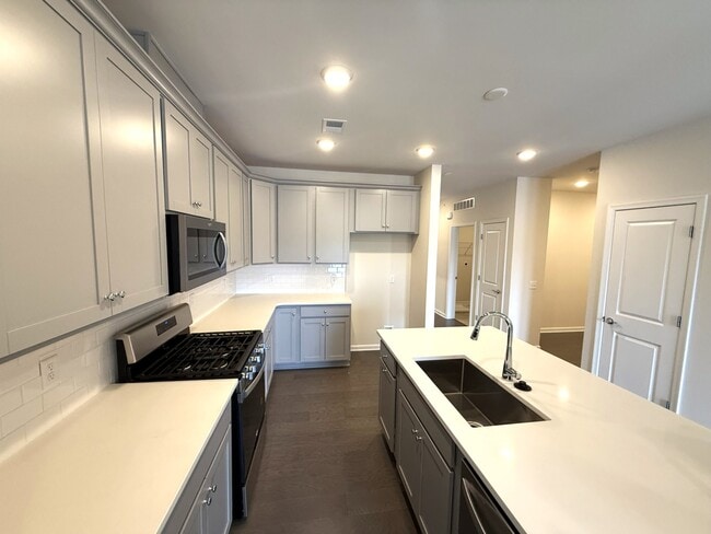 property at 1 Culvert Dr