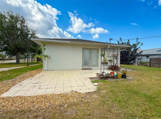 593 92nd Ave N in Naples, FL - Building Photo - Building Photo