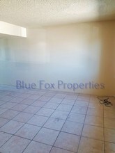 330 E Corona Rd-Unit -#2104 in Tucson, AZ - Building Photo - Building Photo