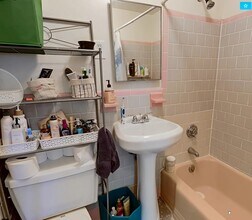 1069 Beacon St in Brookline, MA - Building Photo - Building Photo