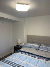 4926 W Medill Ave in Chicago, IL - Foto de edificio - Building Photo