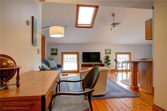 20 Berkeley Ave in Newport, RI - Building Photo - Building Photo