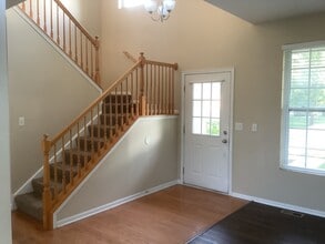 605 Country Brook Ln in Harvard, IL - Building Photo - Building Photo