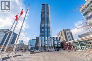 60 Frederick St in Kitchener, ON - Building Photo