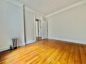 138 Haven Ave in New York, NY - Building Photo - Building Photo