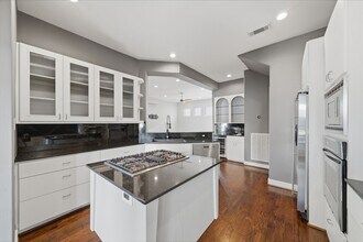 1628 Van Buren St in Houston, TX - Building Photo - Building Photo