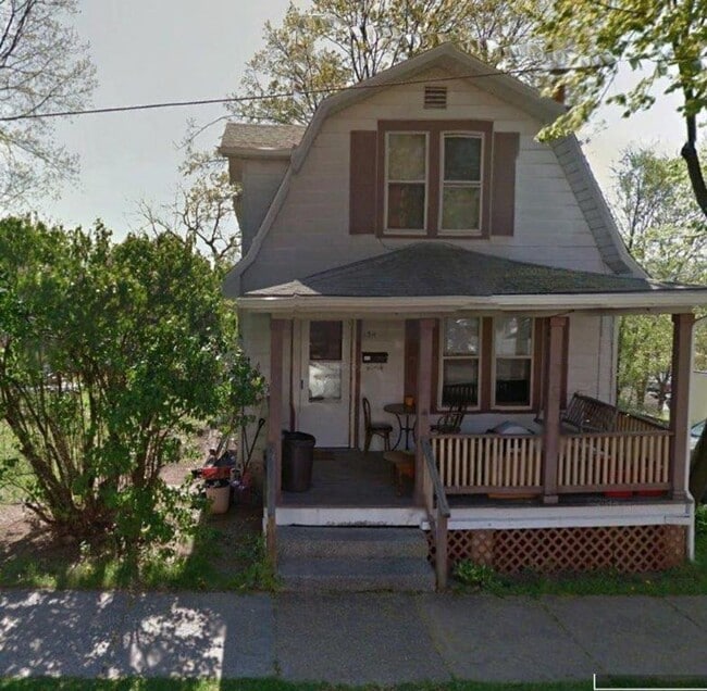 134 E Hamilton Ave in State College, PA - Building Photo - Building Photo