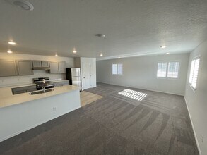 1334 N Wilhelm Wy in Post Falls, ID - Building Photo - Building Photo