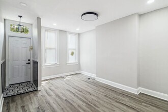 2134 W Fayette St in Baltimore, MD - Building Photo - Building Photo