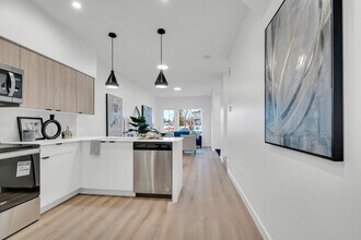 9333-9149 Street in Edmonton, AB - Building Photo - Building Photo