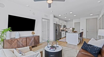 2422 Firewheel Pkwy, Unit 2320 in Garland, TX - Foto de edificio - Building Photo