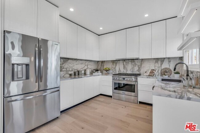 property at 133 S Linden Dr