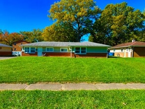 3020 Northgate Ave in Youngstown, OH - Building Photo - Building Photo