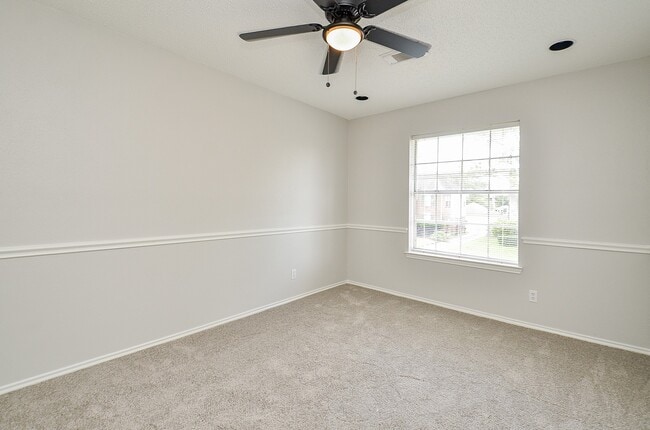 property at 1206 Green Knoll Dr