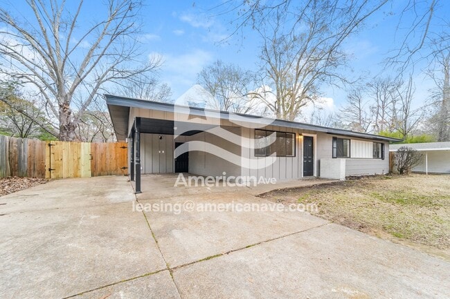 3042 Meadow Forest Dr in Jackson, MS - Building Photo - Building Photo