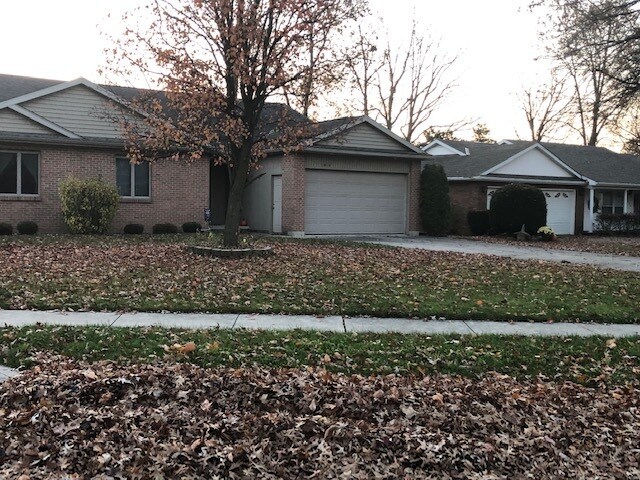 property at 1810 Queensbury Dr
