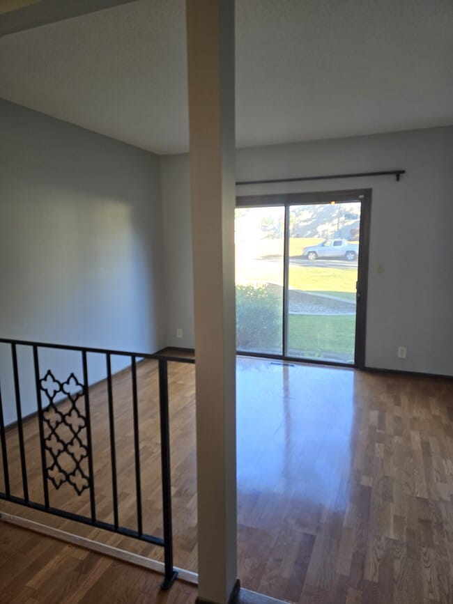 property at 1551 N Oberlin Cir