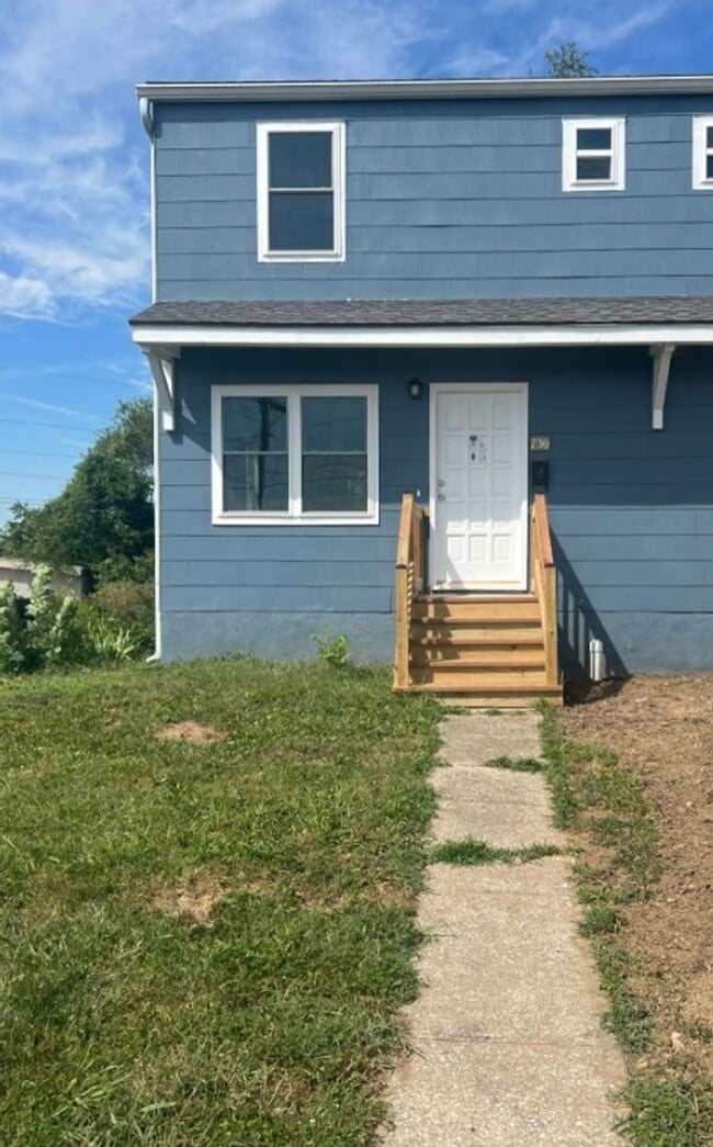 730 S Leonard St in Liberty, MO - Building Photo - Building Photo