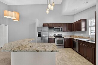 11808 Skylake Pl in Tampa, FL - Building Photo - Building Photo