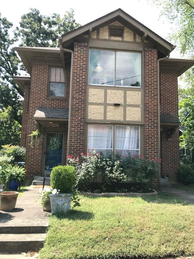 property at 1405 Kavanaugh Blvd