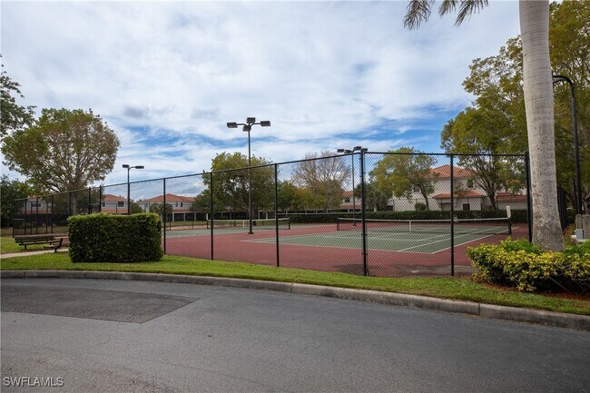 property at 15618 Summit Pl Cir