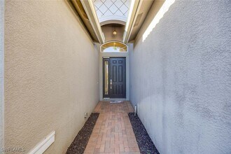 6542 Marbella Dr in Naples, FL - Building Photo - Building Photo