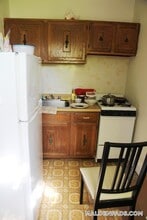 349 Pleasant St, Unit A1-3 in Malden, MA - Foto de edificio - Building Photo