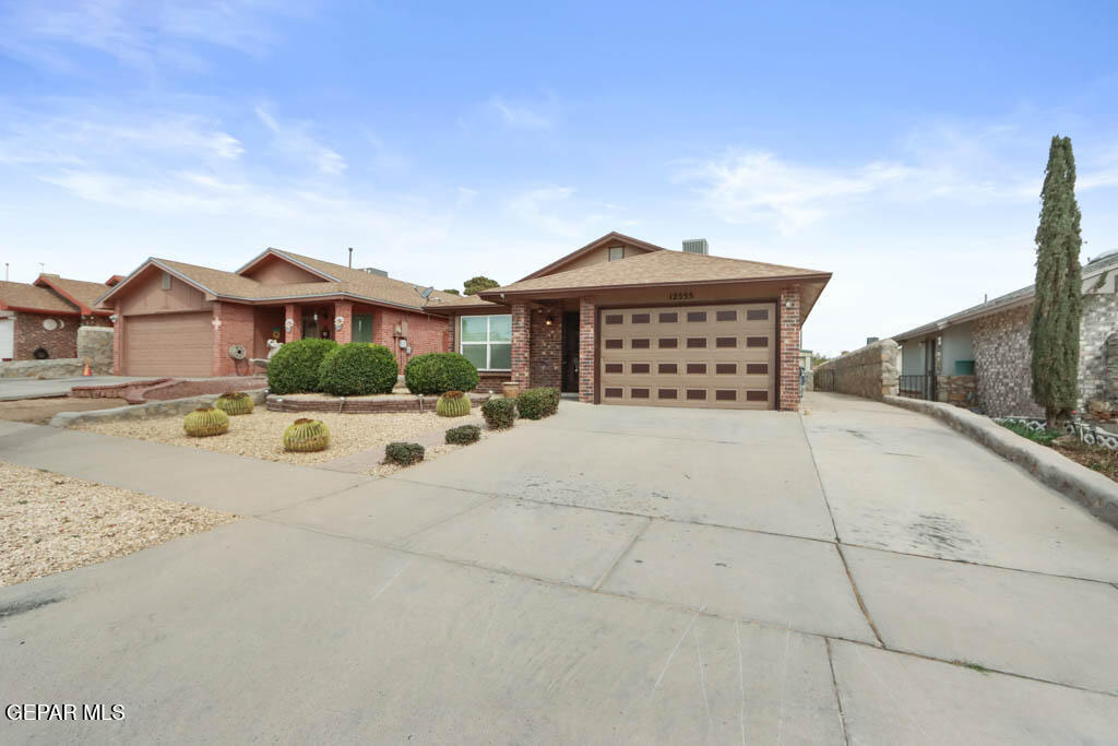 12555 Flora Alba Dr in El Paso, TX - Building Photo