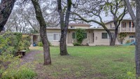 343 E Thomson Ave in Sonoma, CA - Foto de edificio - Building Photo